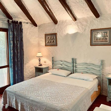 Eleni Room Costa Dorata Εξωτερικό φωτογραφία